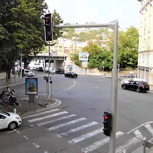2 Spacious Bedrooms Near Riquier Station! Appartement Nice